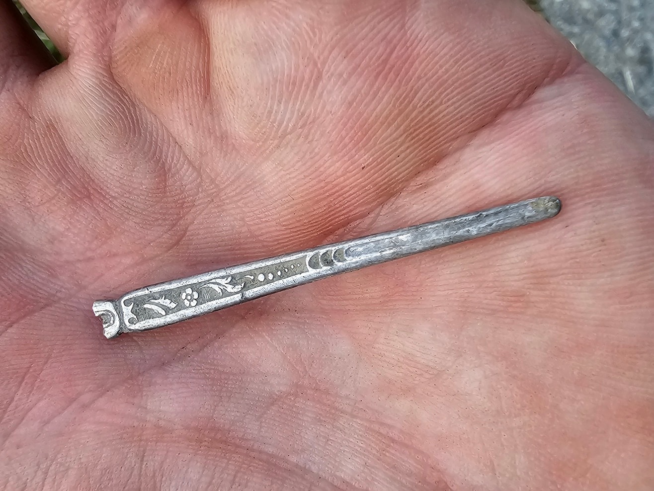 Victorian silver dress pin — photo 2
