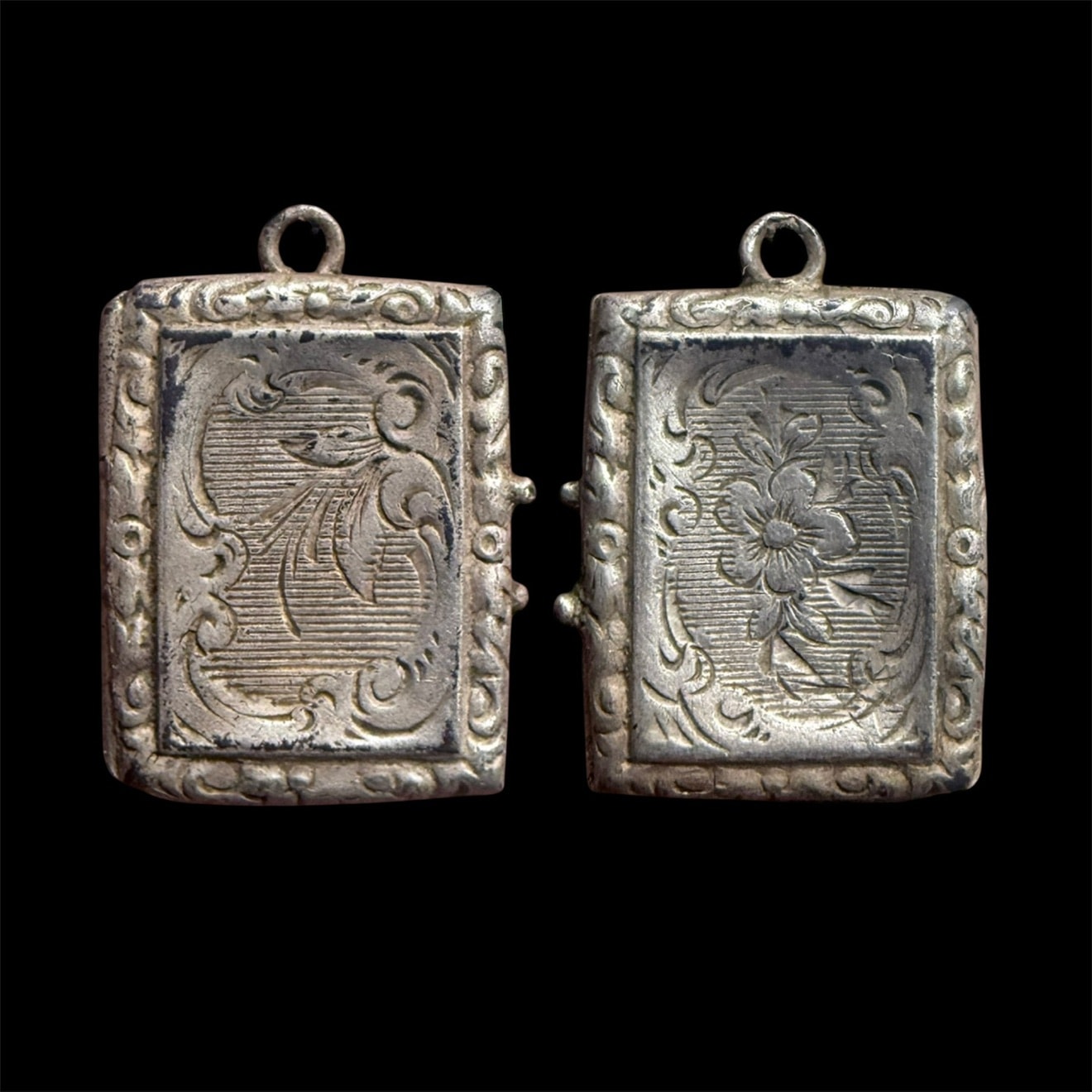 Victorian Floral Engraved Locket/Pendant — photo 3